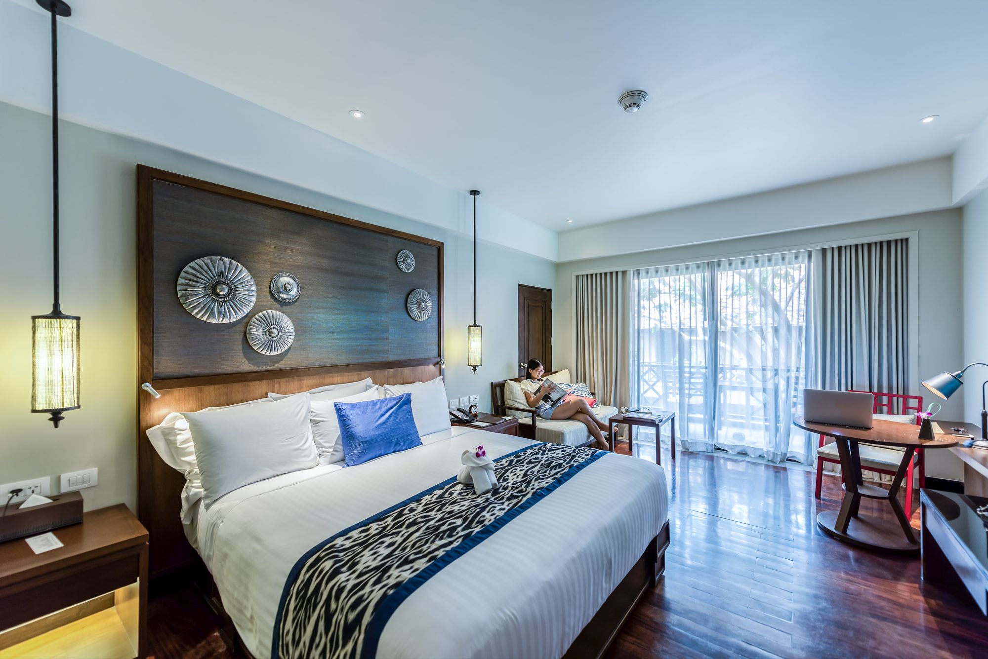 Modern hotel suite prepared for business travellers